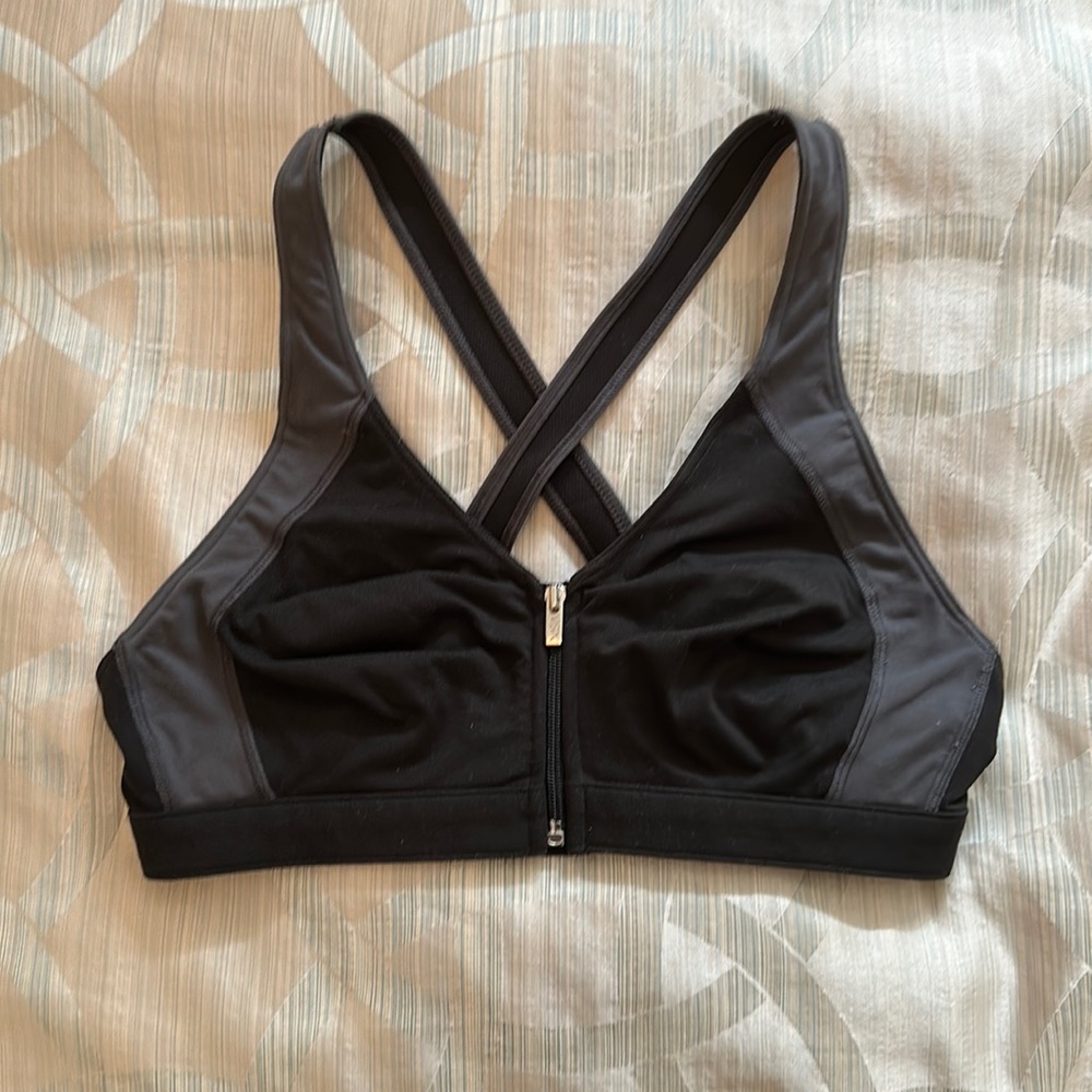 Victoria Secret Sport - front zipper sports bra